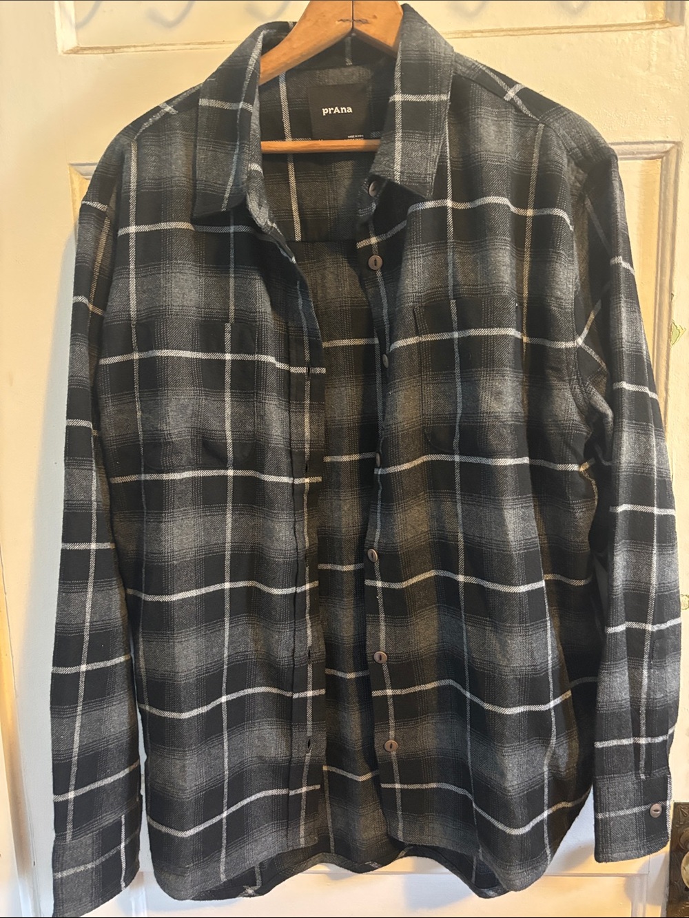 Prana Black and Gray Plaid Button-Down Shirt Women’s Oversized M